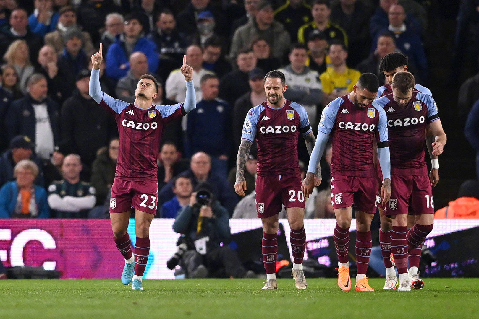 新星正在以 新星正在以